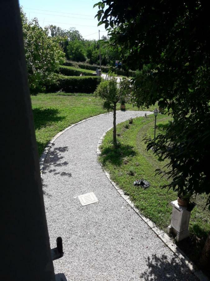 Tenuta Crescentini-Vallemura ,Appartamenti Con Entrata Indipendente San Donà di Piave Exteriör bild